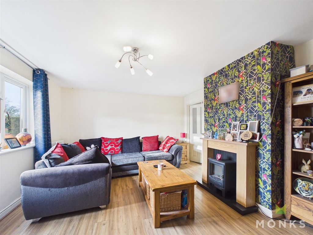 Property photo 2 of 13 Cam01520G0-Pr0333-Still003.Jpg