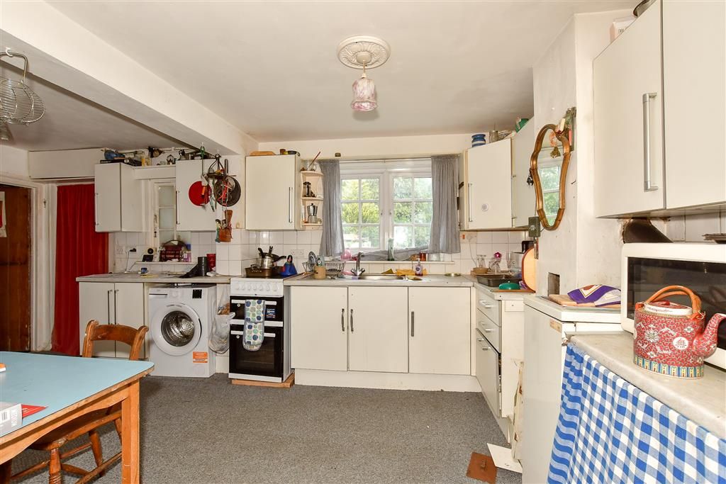 Property photo 2 of 15 Kitchen