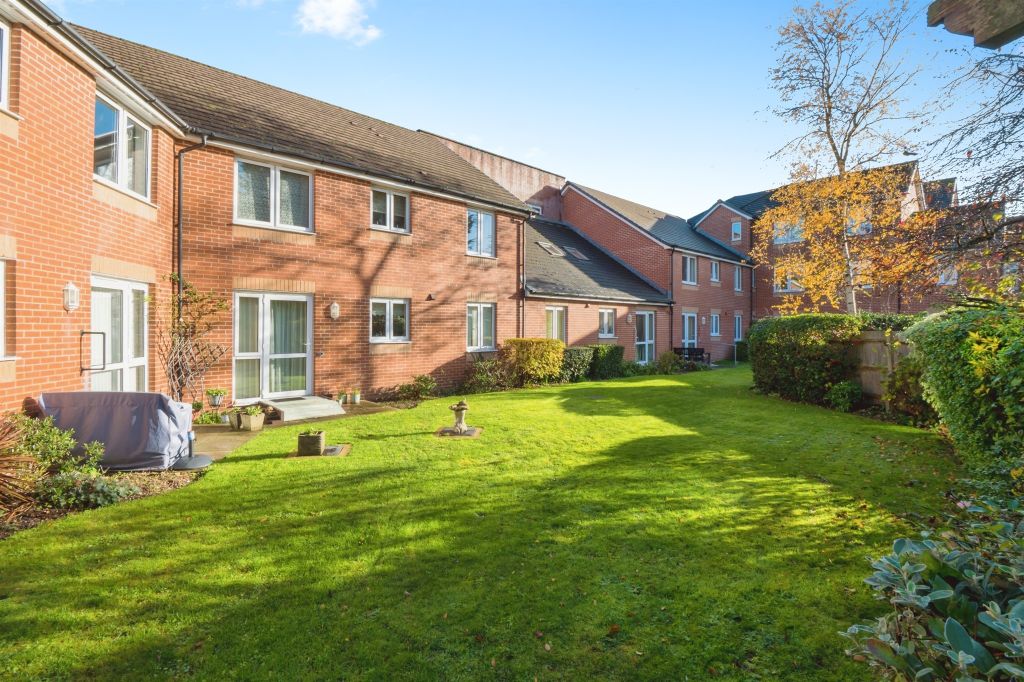 Property photo 1 of 13