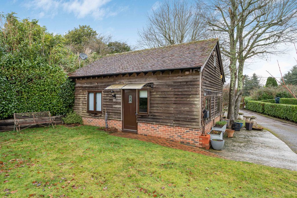 Additional image 8 of 4 bed barn conversion for saleSt Patricks Lane, Liss, Hampshire GU33