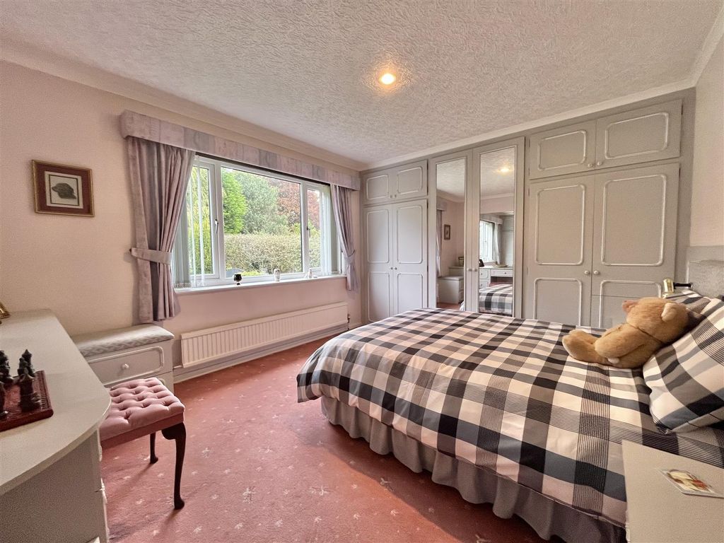 Additional image 15 of 5 bed detached house for saleNorth Road, Glossop SK13