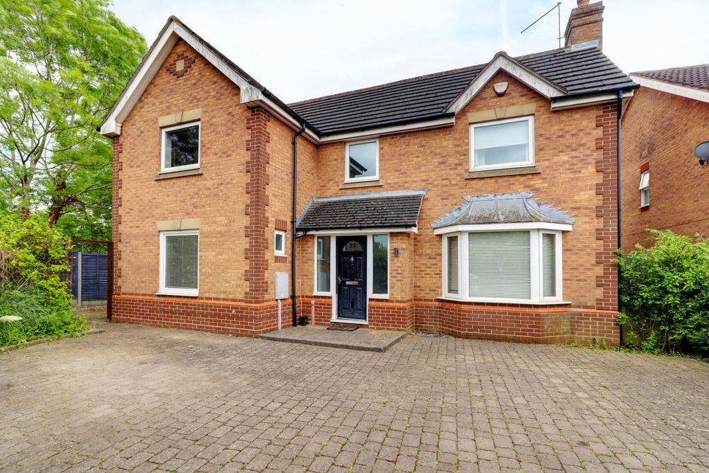 Property photo 1 of 13 1. House Front