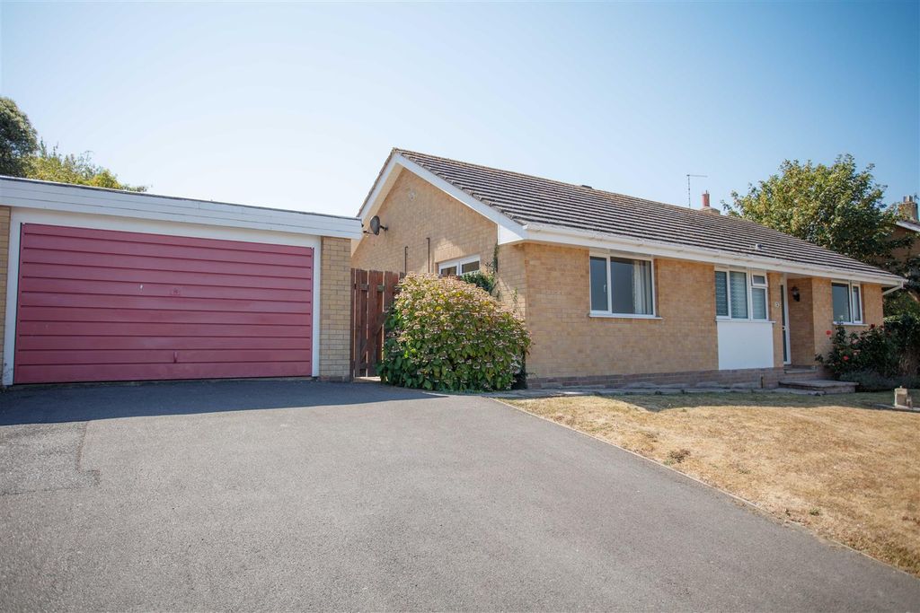 Property photo 1 of 15 Front View 2.Jpg