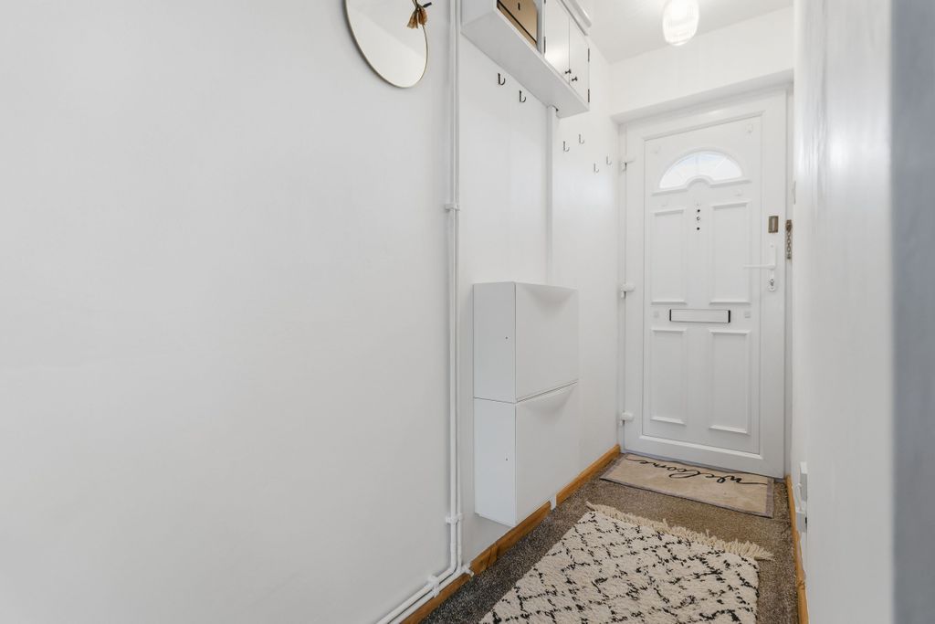 Property photo 3 of 29