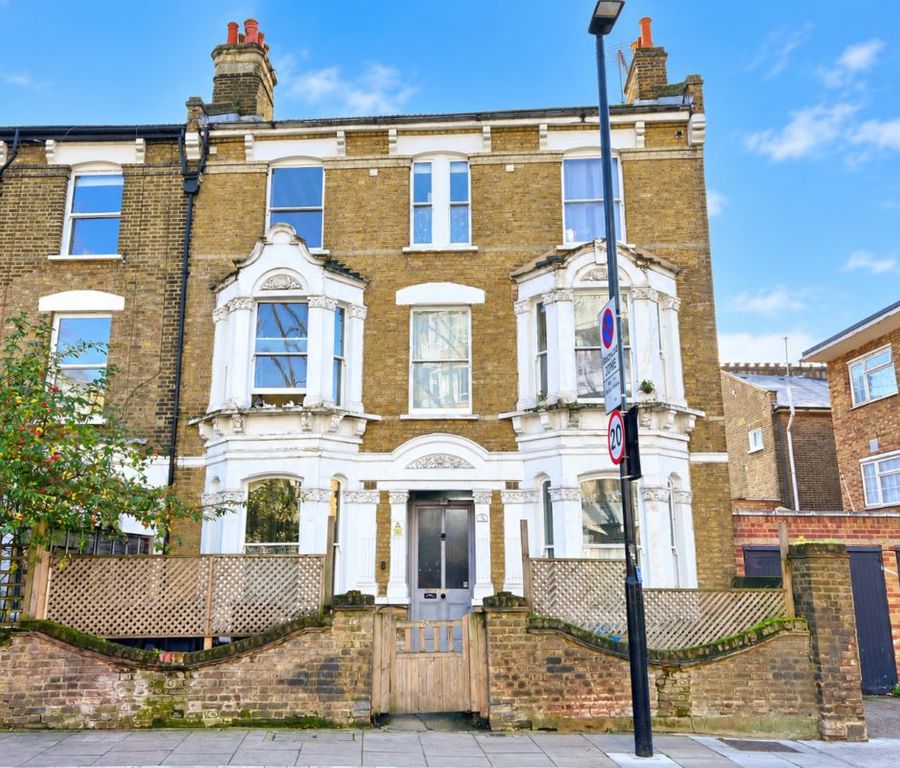 Property photo 1 of 6