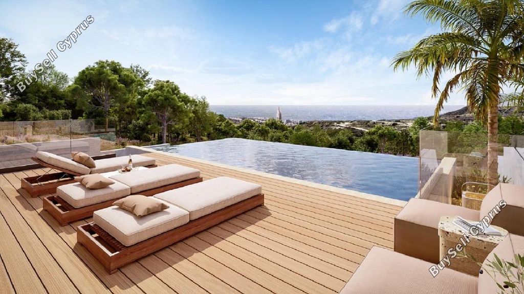 Property photo 3 of 6