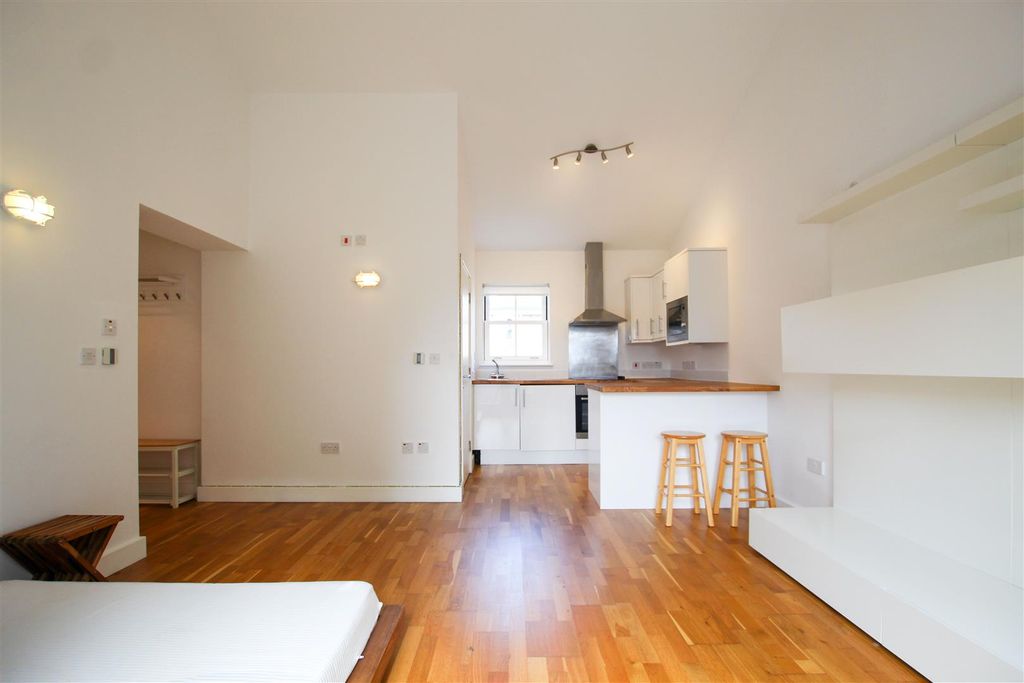 Property photo 2 of 8 Img_3687.Jpg