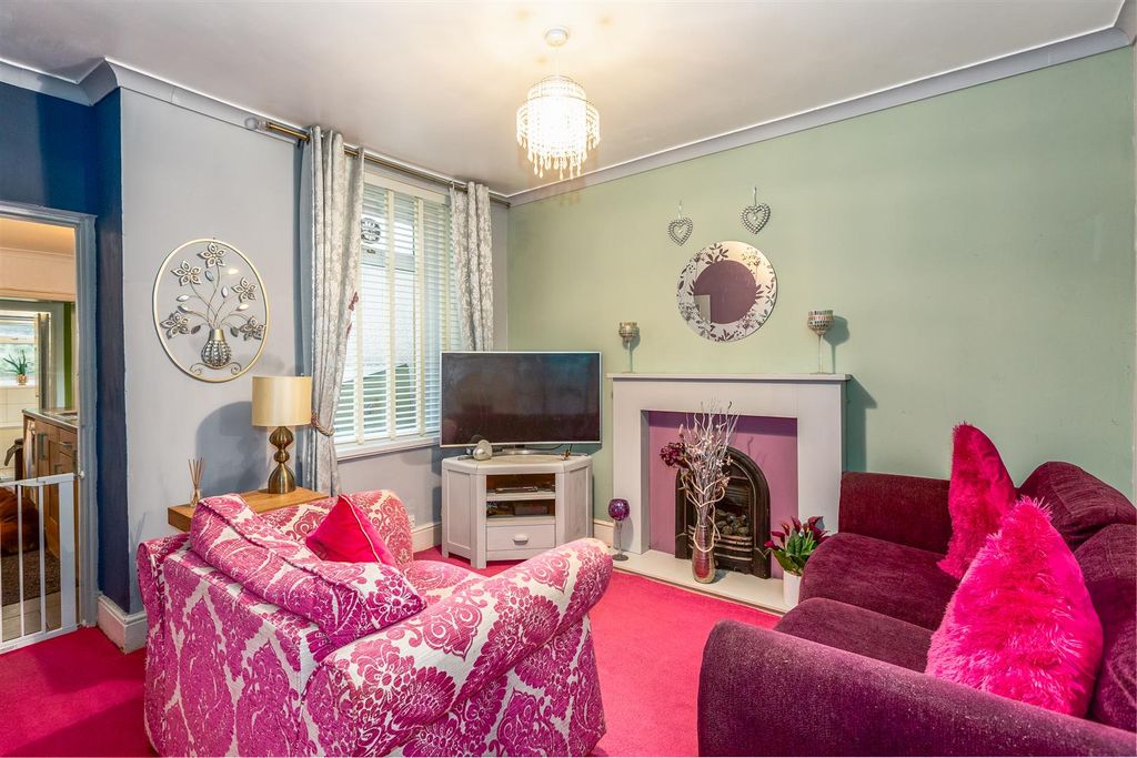 Property photo 2 of 24 Cz0A2637-Edit.Jpg