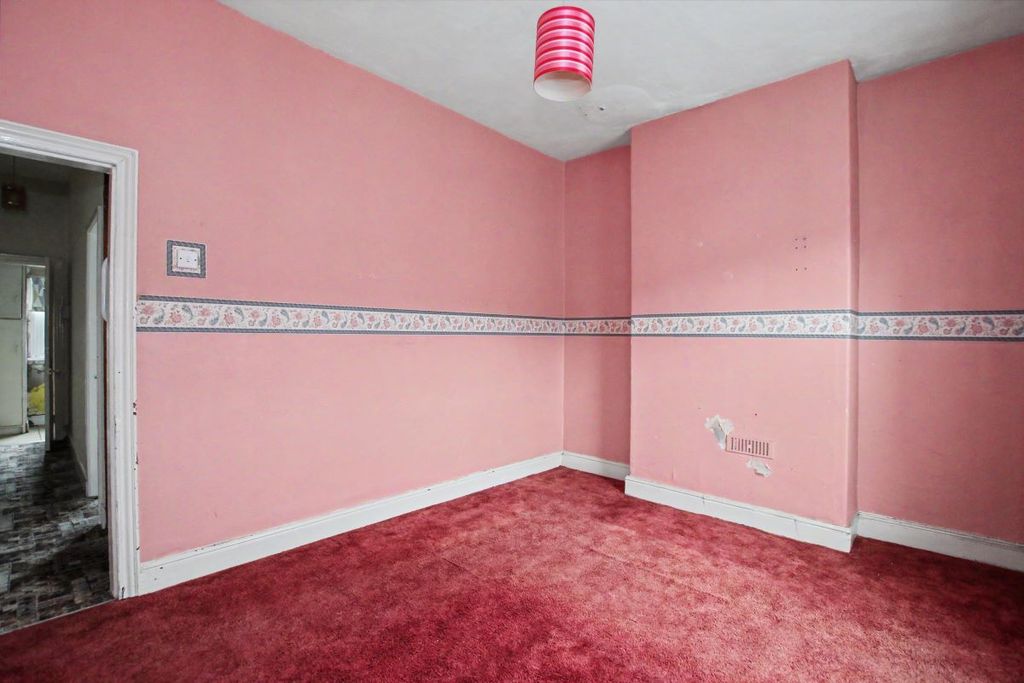 Property photo 3 of 10 Image 3