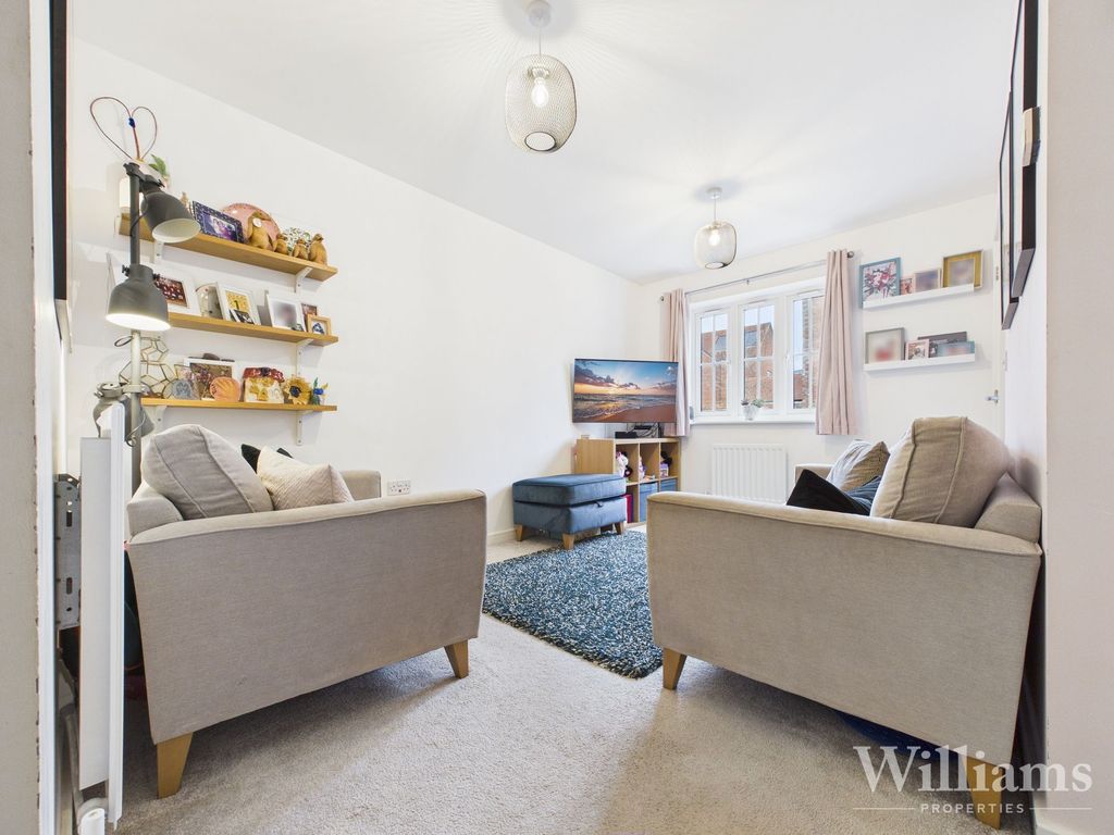 Property photo 2 of 16