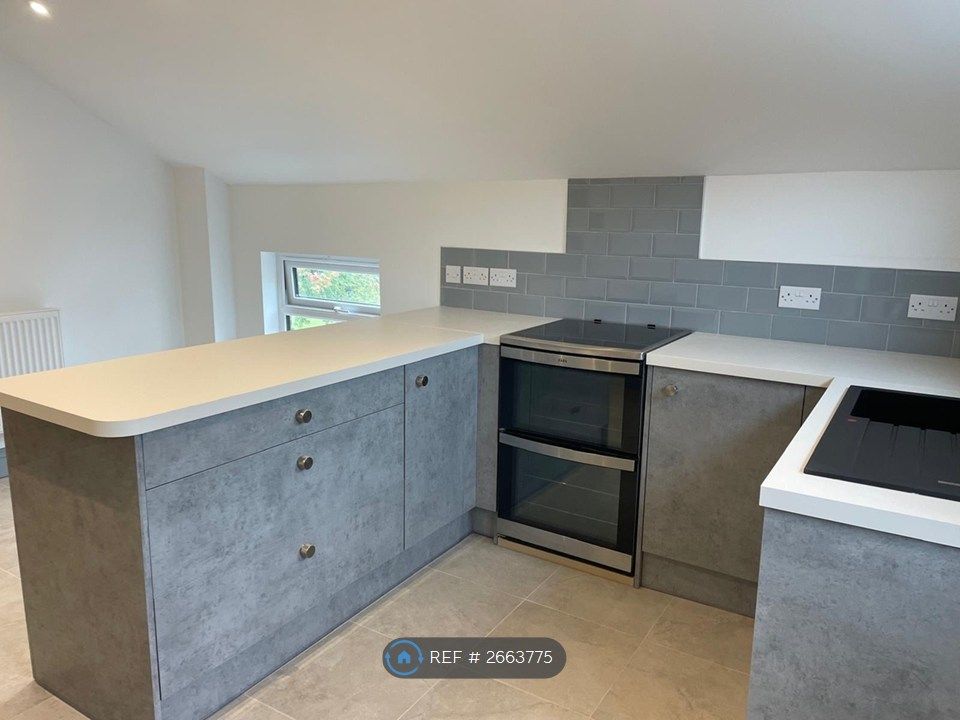 Property photo 2 of 13 Kitchen