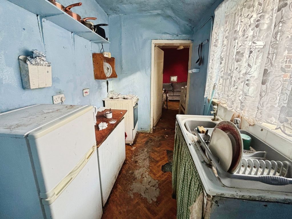 Property photo 3 of 9 Pbox-Img.Jpeg