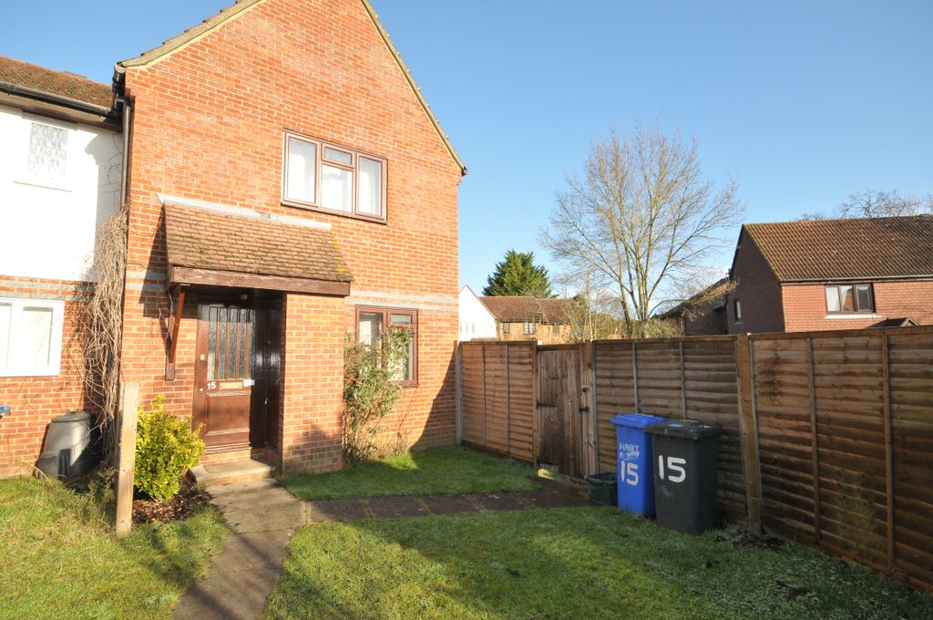 Property photo 1 of 8 Cheviot Drive