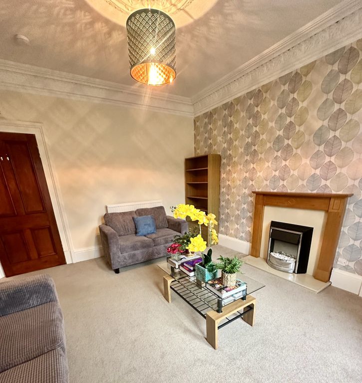 Property photo 2 of 10 Living Room (B)