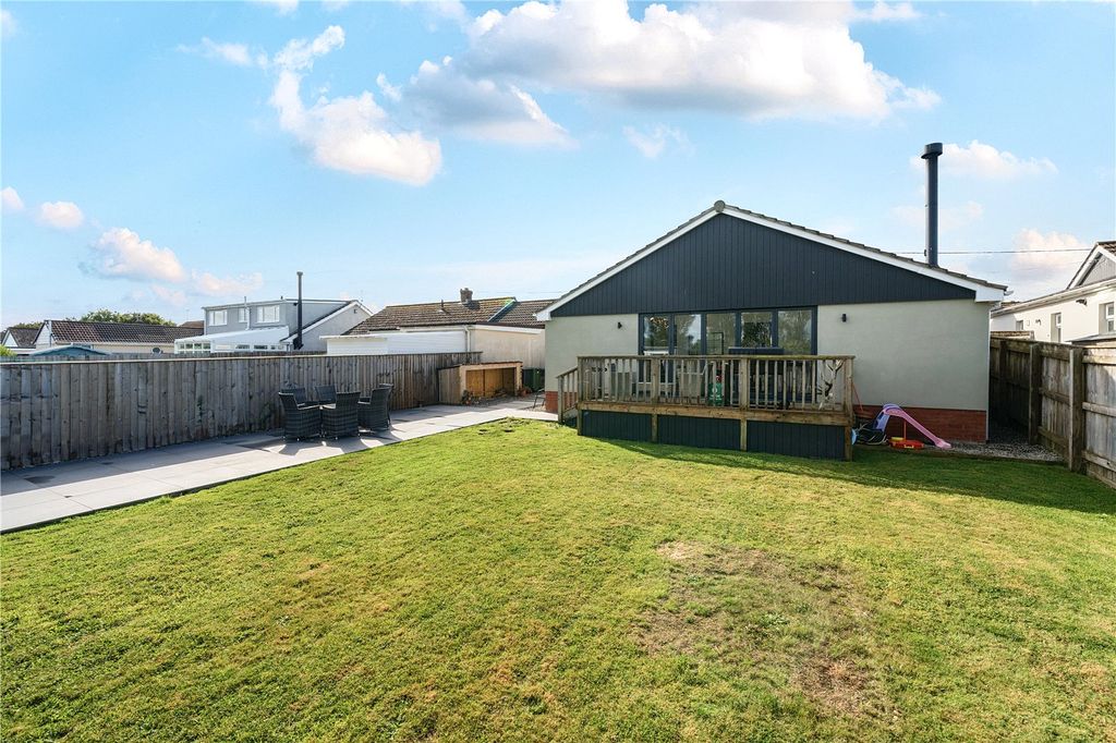 Property photo 2 of 24 Picture No. 29