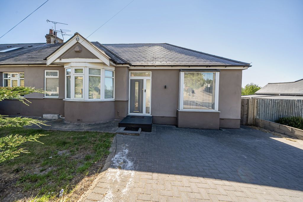 Property photo 1 of 20 1447324-16-69F1d1...