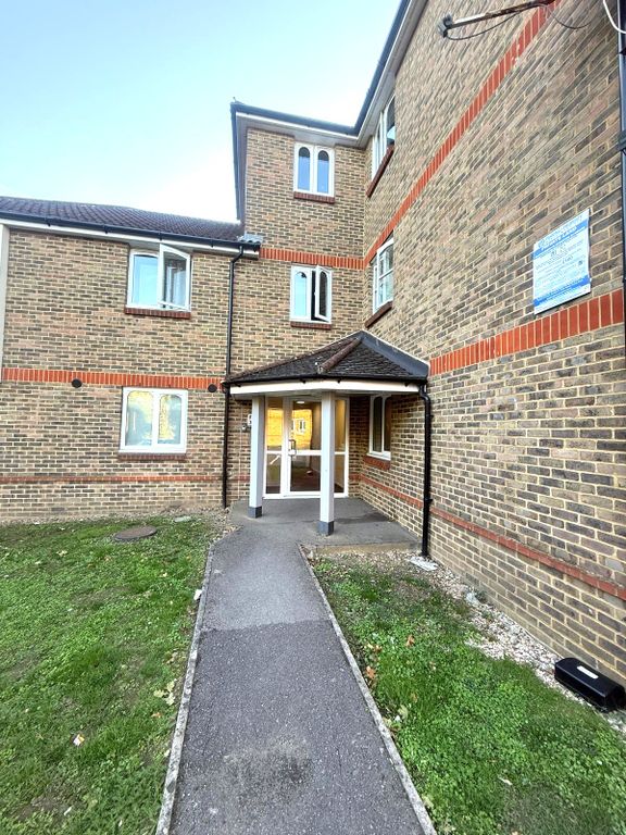 Property photo 1 of 11