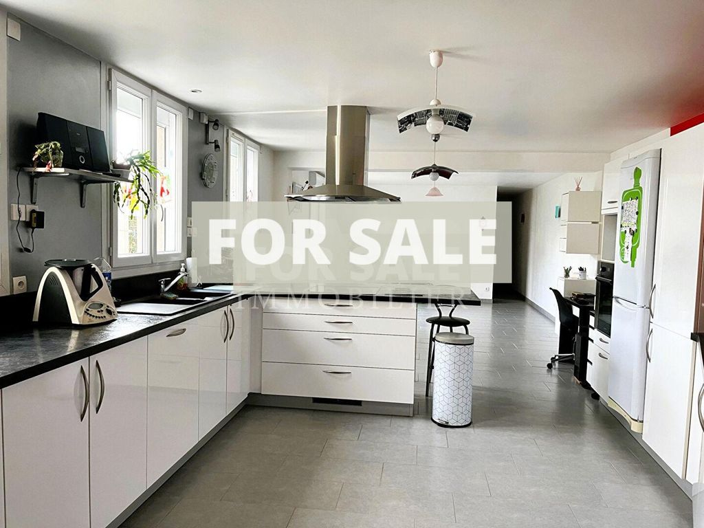 Property photo 3 of 6