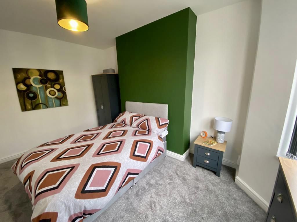 Property photo 2 of 15 Bedroom 1