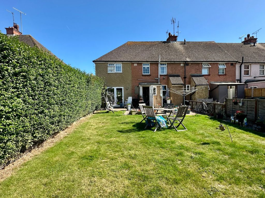 Property photo 3 of 14
