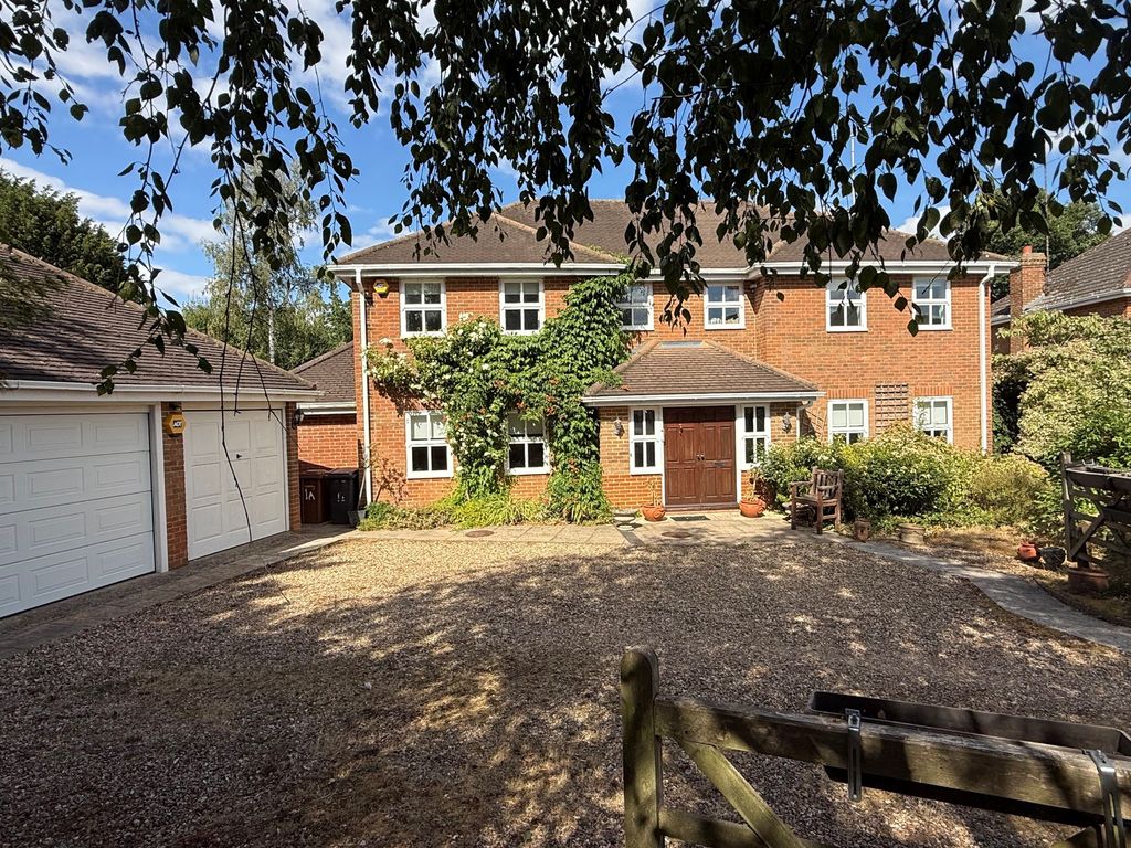 Property photo 1 of 13