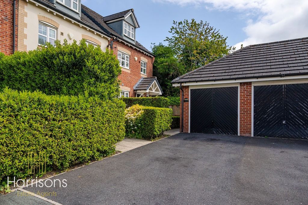 Property photo 2 of 26 5095782