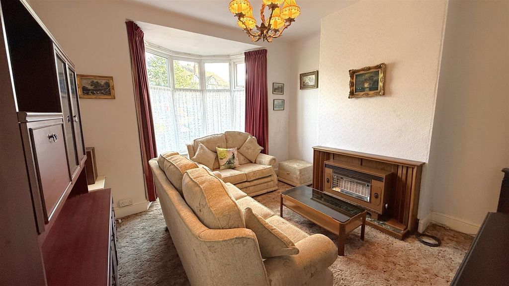 Property photo 2 of 18 Img_6939.Jpeg