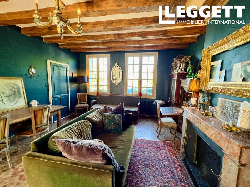 Property photo 1 of 10