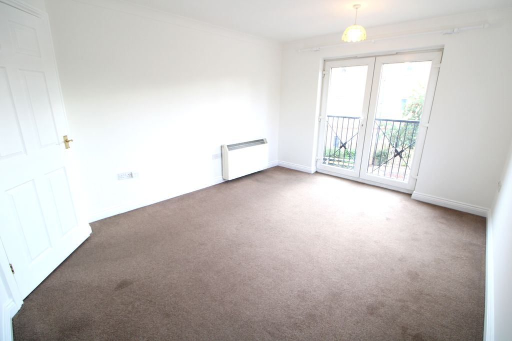 Property photo 3 of 8 Living Room