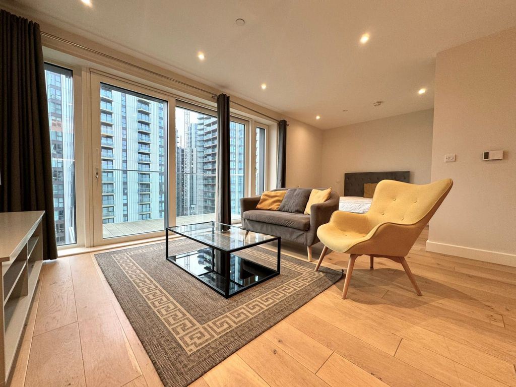 Property photo 1 of 10 Studio Apartment To Rent