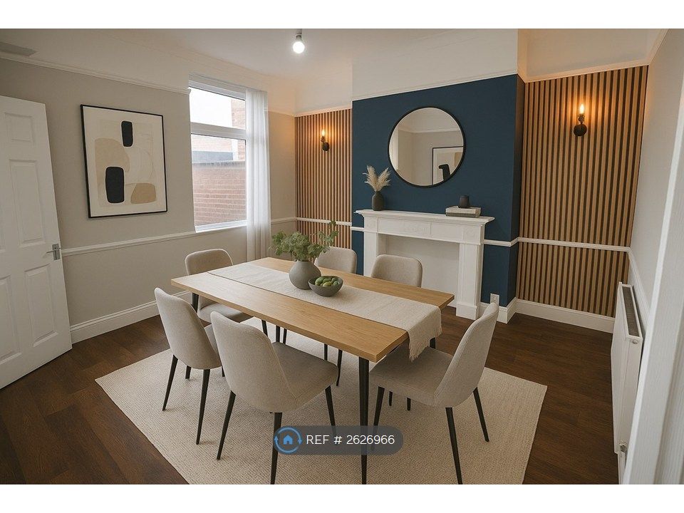 Property photo 2 of 10 Dining Room