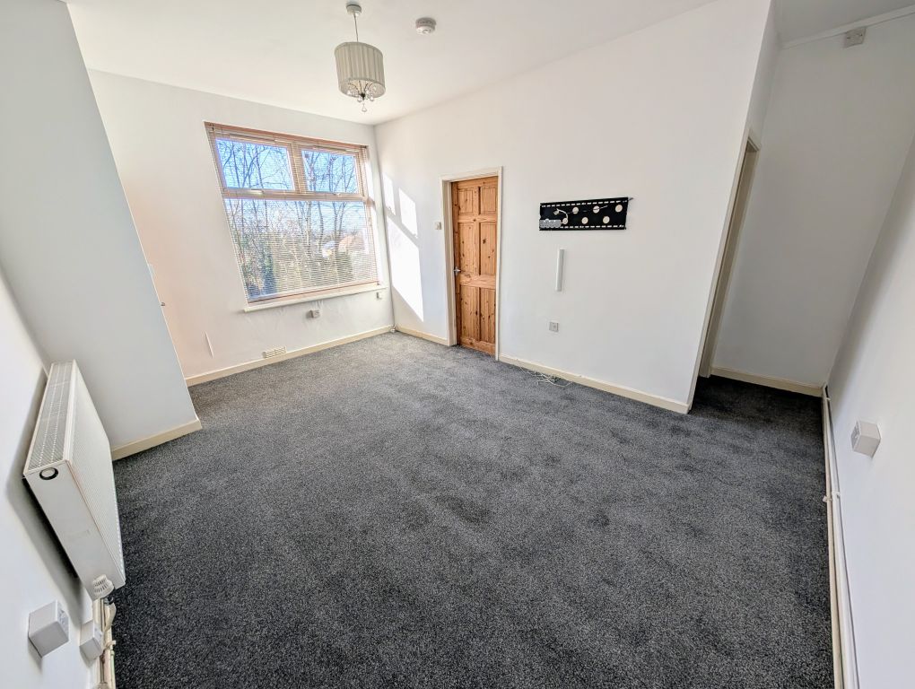 Property photo 2 of 4 Pxl_20250225_091647578~2