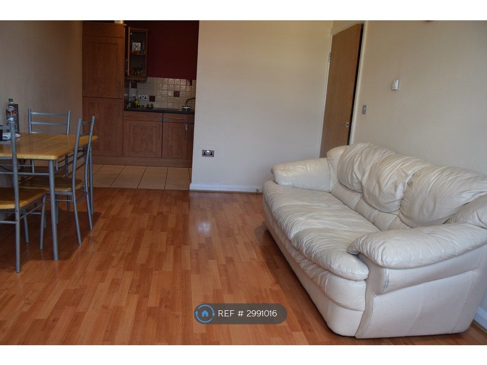 Property photo 3 of 6