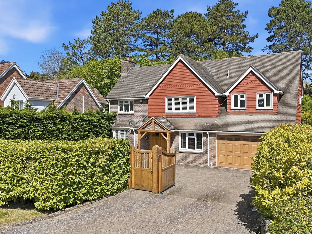 Property photo 1 of 29