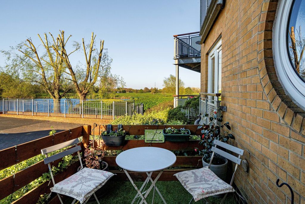 Property photo 3 of 15 Patio