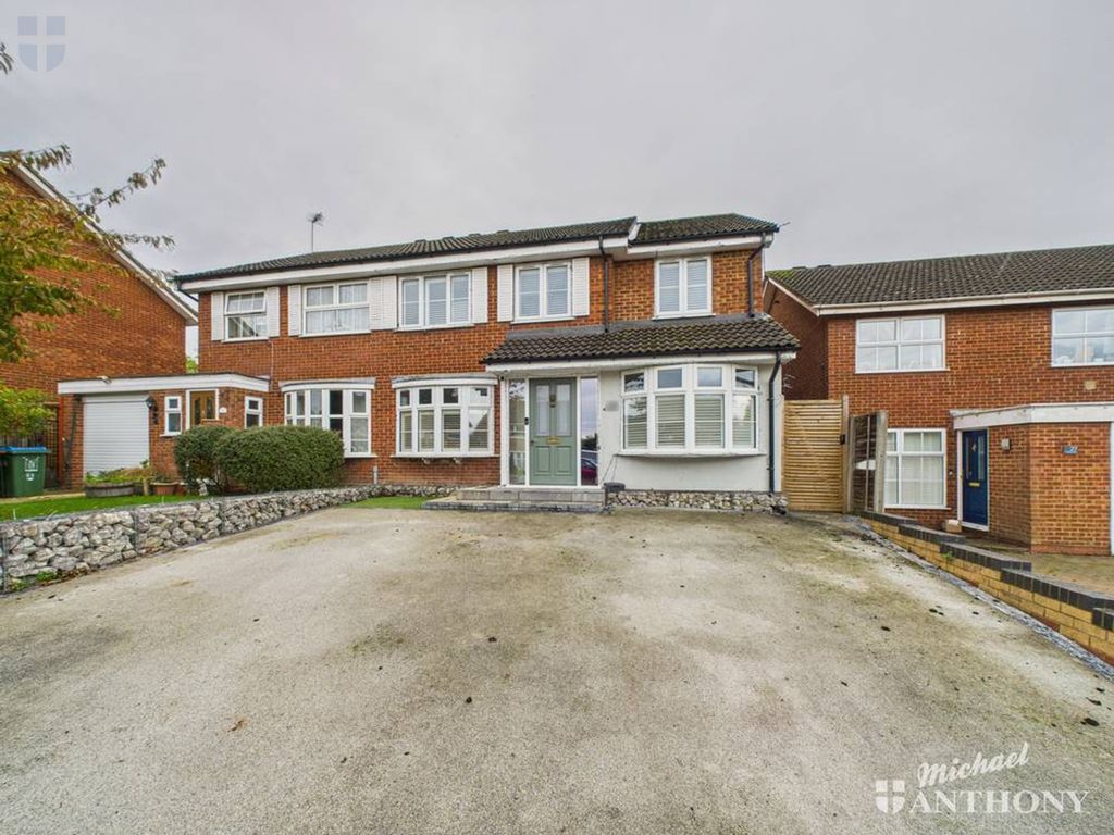 Property photo 1 of 19 Cam03218G0-Pr0806-Still020-Thumbnail-H750-70