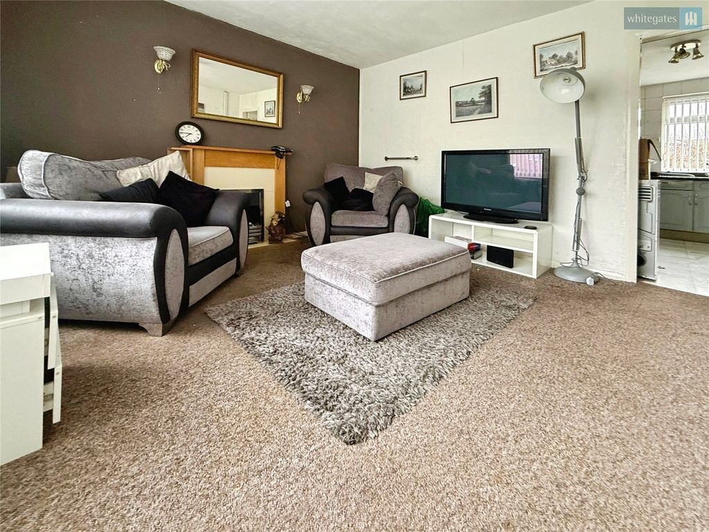 Property photo 3 of 13 Picture No. 15