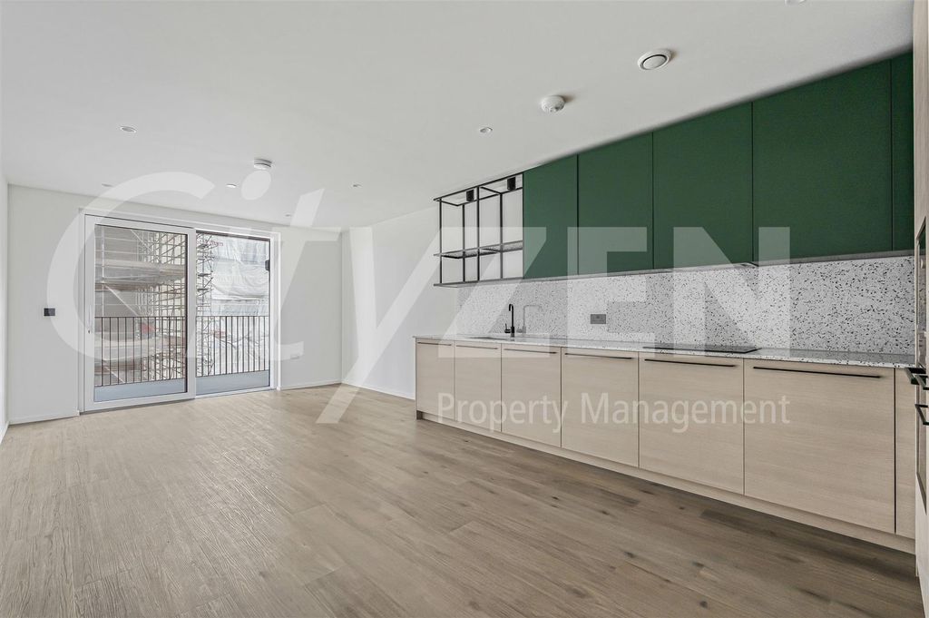 Property photo 2 of 13 Reception Room
