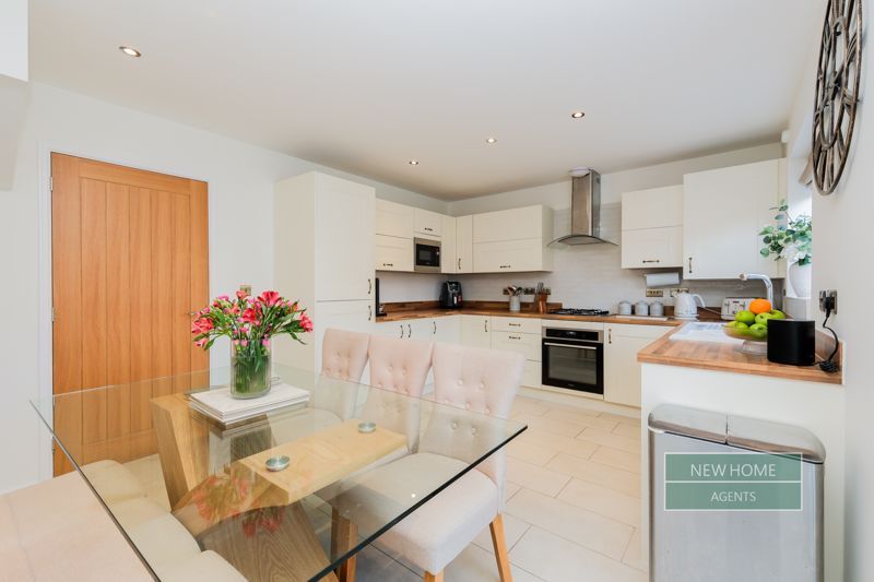 Property photo 3 of 22 Photo 9