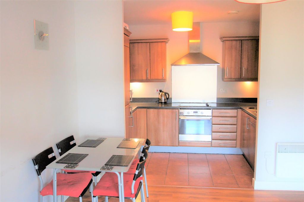 Property photo 2 of 9