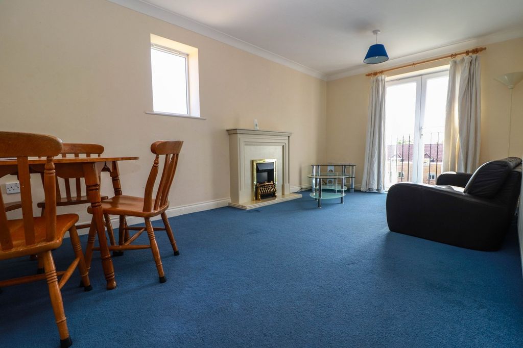 Property photo 3 of 9 Picture No. 02