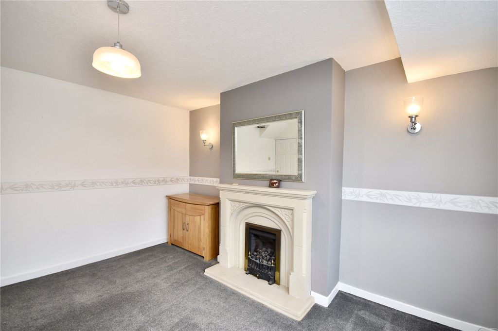 Property photo 2 of 23 Picture No. 03
