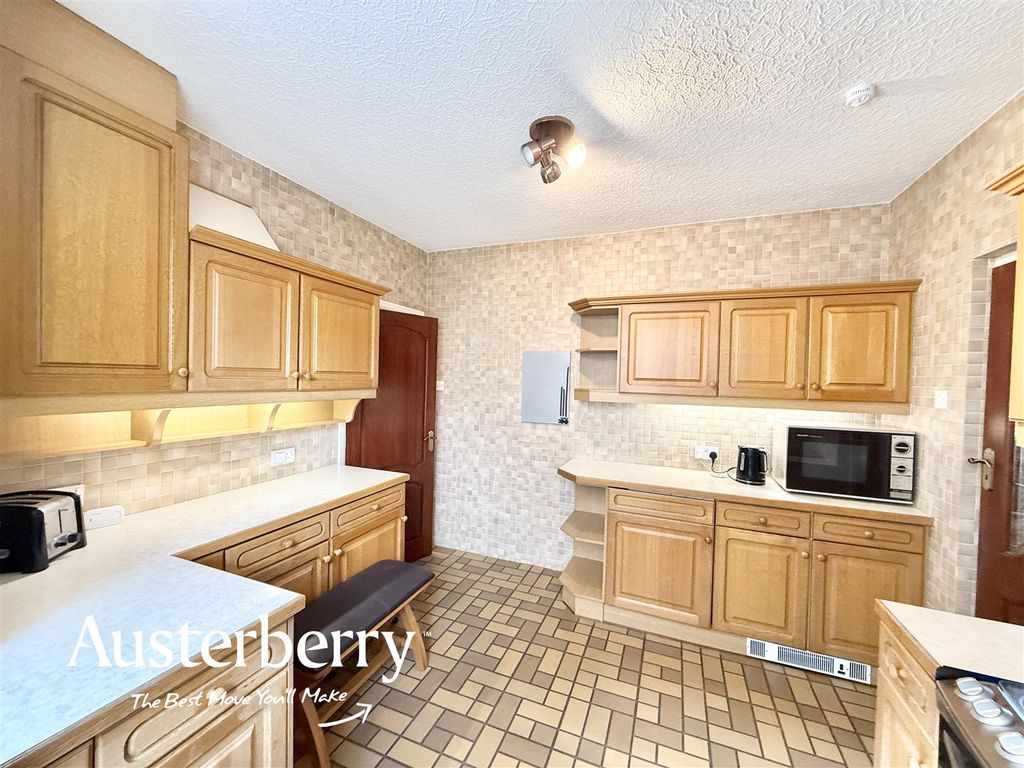 Property photo 3 of 34 Img_0142.Jpg