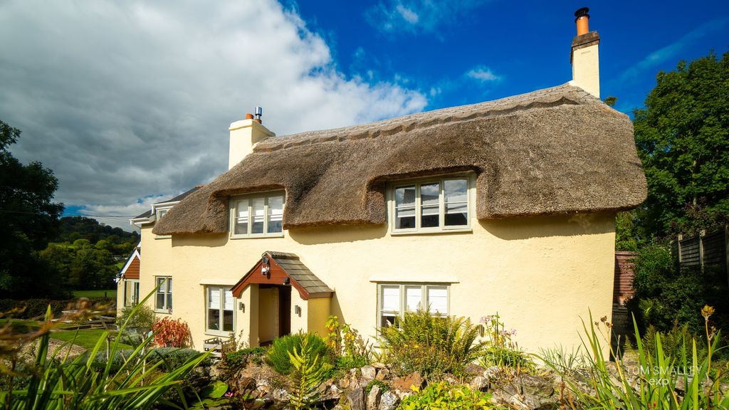 Property photo 1 of 37