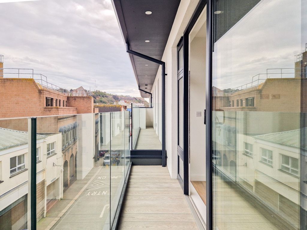 Additional image 7 of 2 bed flat for sale5 Crahamel House, St Helier JE2