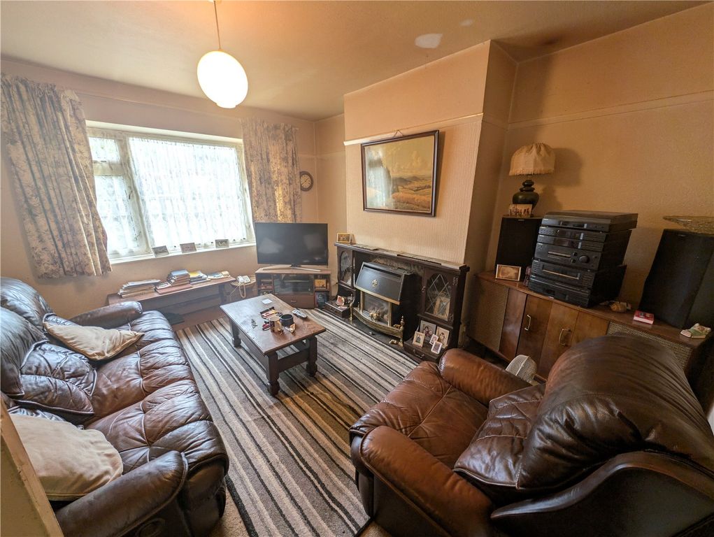 Property photo 3 of 7 Picture No. 01