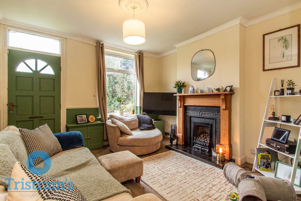 Property photo 2 of 15