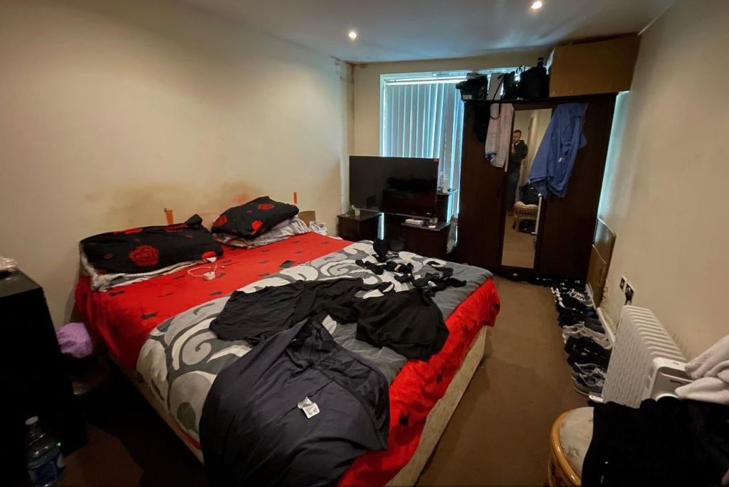 Property photo 3 of 8