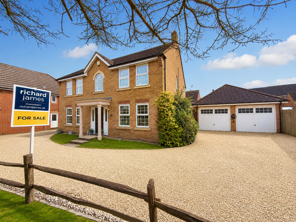 Property photo 1 of 12 Ext 2