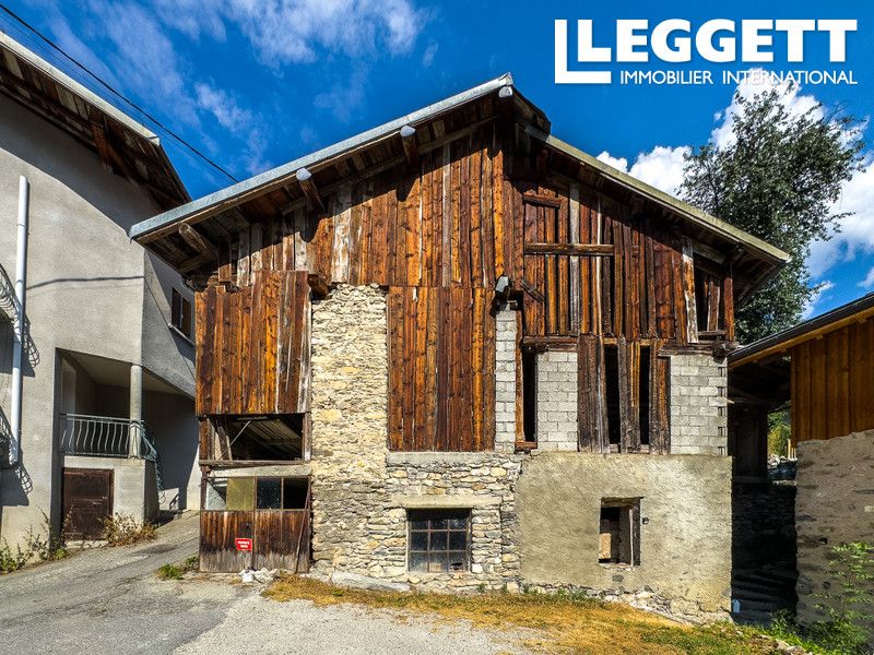 Property photo 1 of 8